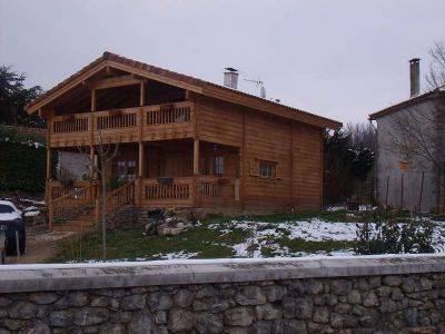 ESPRIT CHALET SUR ESTADENS Très agréable à vivre